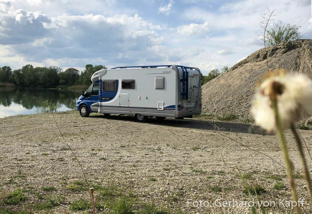 Mit dem Wohnmobil unterwegs, Kiesweiher, Stellplatz, Baggersee, Badesee