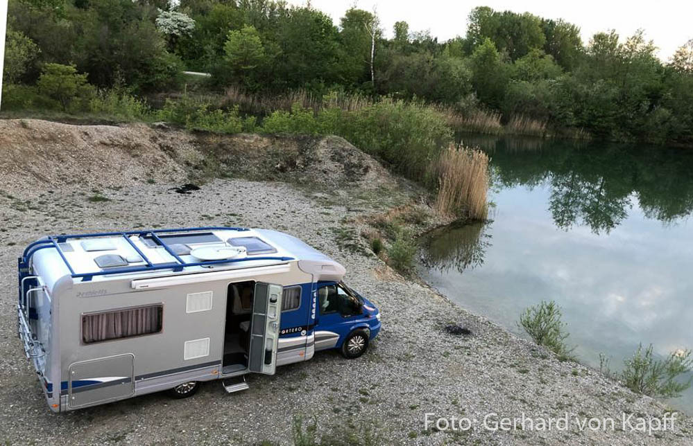 Mit dem Wohnmobil unterwegs, Kiesweiher, Stellplatz, Baggersee, Badesee