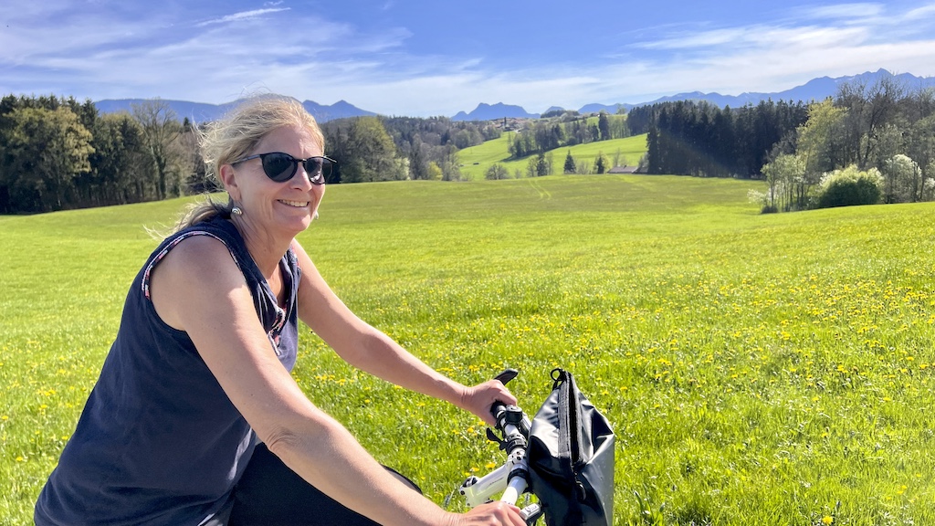 Radausflug Simssee in traumhafter Voralpen-Kulisse.