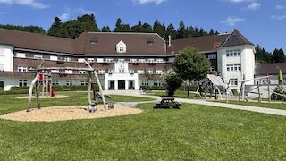Klinik Maximilian, Kurklinik Scheidegg, Mutter-Kind- un dVater-Kind-Kuren