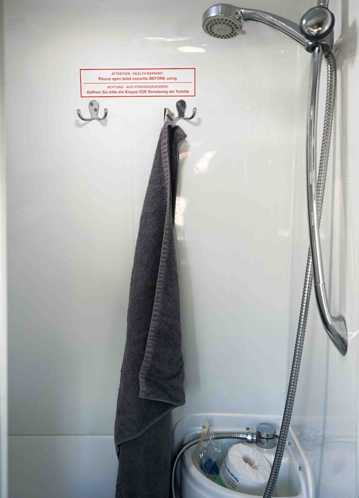 Voll ausgestattet für zwei Personen und sehr schnell liebgewonnen: Der Maui von Camperdays.de