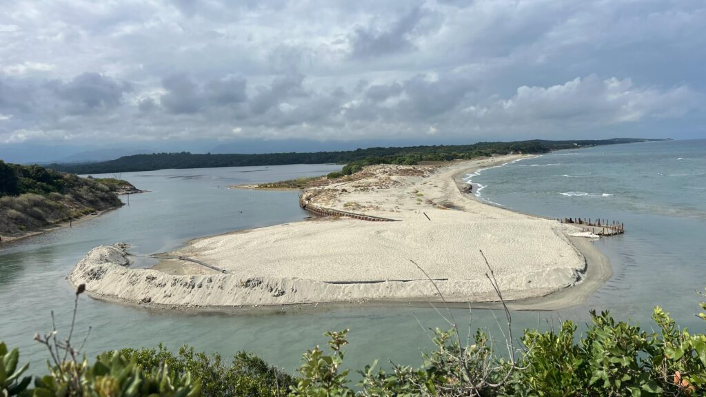 Traumhafte Spaziergänge direkt beim, Camping Domaine de Riva Bella. Foto: Gerhard von Kapff